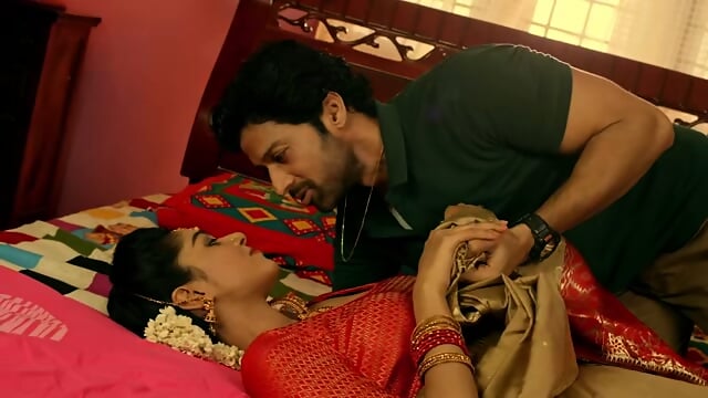 Liplocks in Kuruthi Kalam webseries