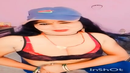 Hot milf aunty@rinkidevi4851