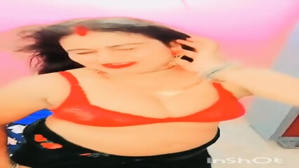 Hot milf aunty@rinkidevi4851