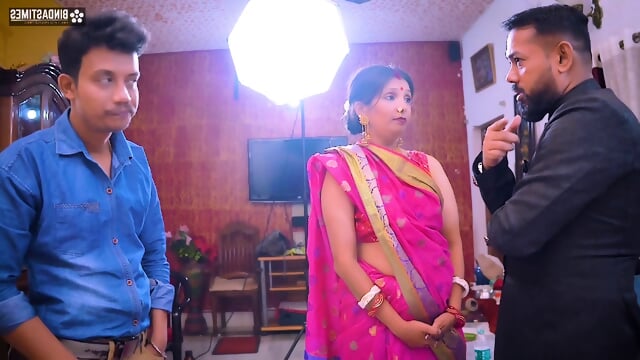 Chikni Bhabhi Ka Maal - Desi Indian - Adult 18+ Hindi Web Series (5)