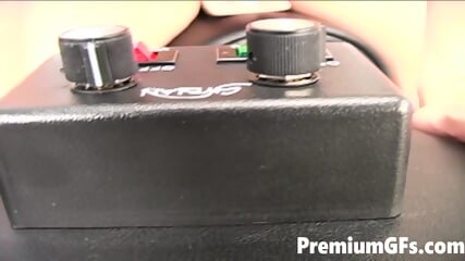 Sandra Deez rides sybian sex machine