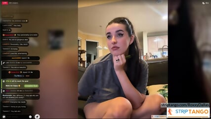 Watch Click Connect -It is That Easy to Get Close to Roxxy!