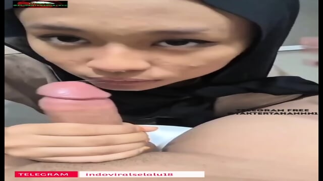 Bokep Indonesia Hijab Caca Ngentot Sama Pacar