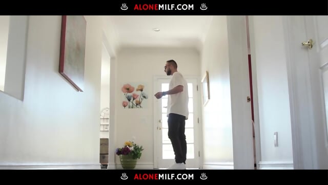 Carlita Ray – Spicy Stepmom