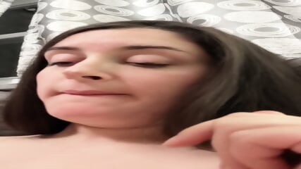 Preggo huge tits milf sucks her nips