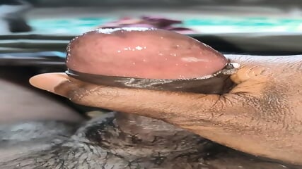 Masturbating black dick ejaculating sperm with intensively ðð¦