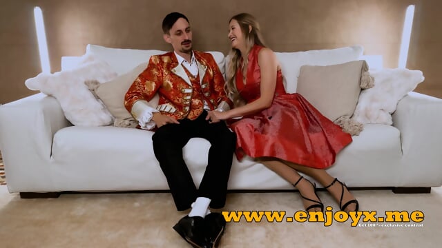 Blow Jobs And Sloppy Romp From Light haired Shaven Gash Whores   Best Gonzo Porn!