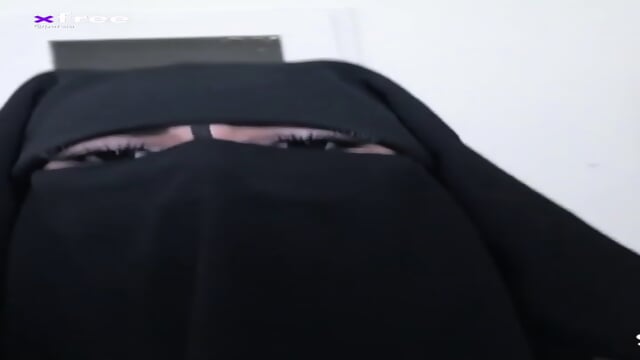 Mom - Screenshot 2 of 15 - Asian