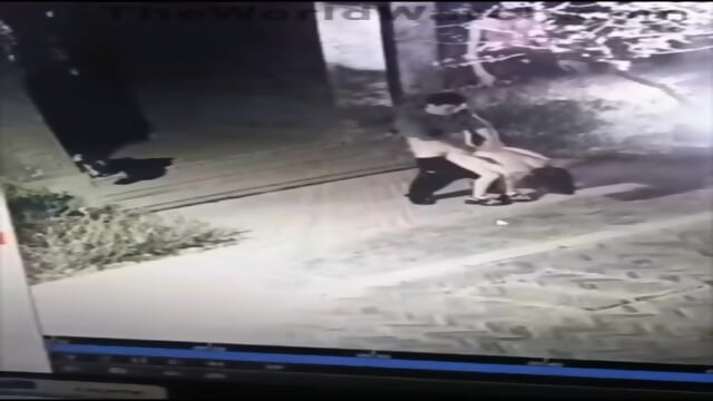 ASIAN MAN CARRIES DRUNK WOMAN HOME THEN HAS THE BEST SEX OUTSIDE HER APARTMENT