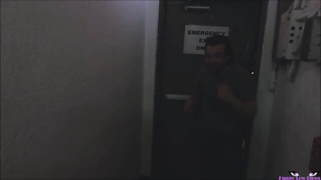 Chrissy blonde BALLBUSTING Kick in the balls, Strasberg Fights