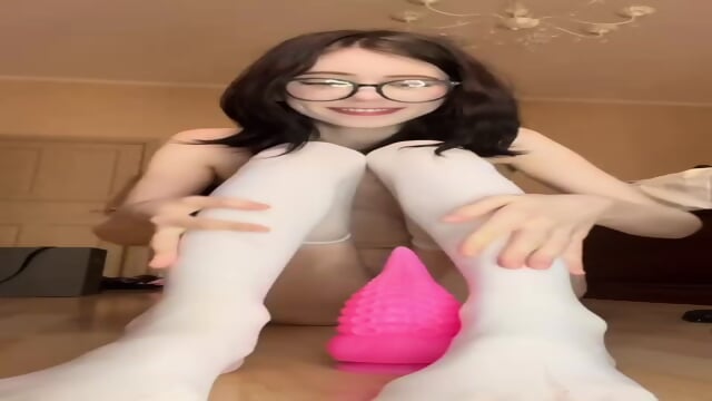 Flaquita con medial dildo ride