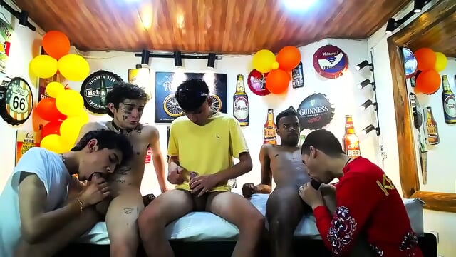 Hot Guys On Cam