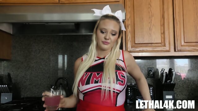 Curvy Blonde Cheerleader Paisley Porter Is A Real Slut Nick Strokes