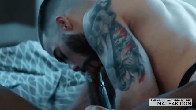 ICON MALE Some Gay Acrobatics On The Comfy Bed - Pheonix Fellington, Papi Suave