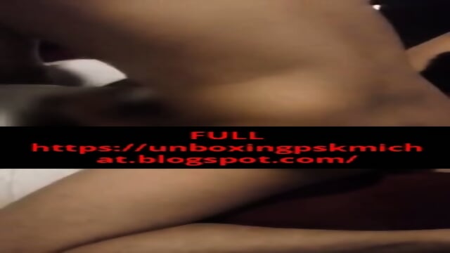 OPEN BO DI MICHAT CEWEK CANTIK BANDUNG DI BOKING 5 COWOK