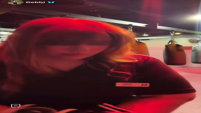 Debbicuestas7 Debbi Cuestas BBW con un culote 3