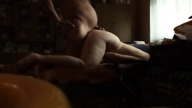 Hungarian amateur milf gets fucked from behind