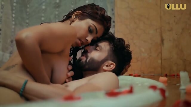 Ladki Ka Nashila Badan (2022)