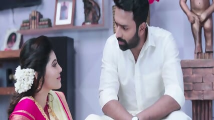 Murungakkai Chips  (2021) [Tamil - 720p TRUE HDRip - x264 - DD5.1 (192 Kbps) - 1.4GB - ESubs]