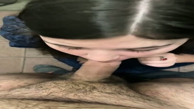 Whore Mei blowjob