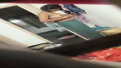 Indian Lady Dress change nude video part 5
