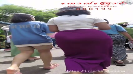 Mm walking ass