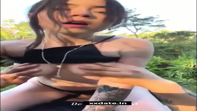 Uk Sexy Collage Lover Riding Friend Dick Outdoor xxx.