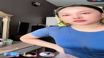 Dewi efika live challenge