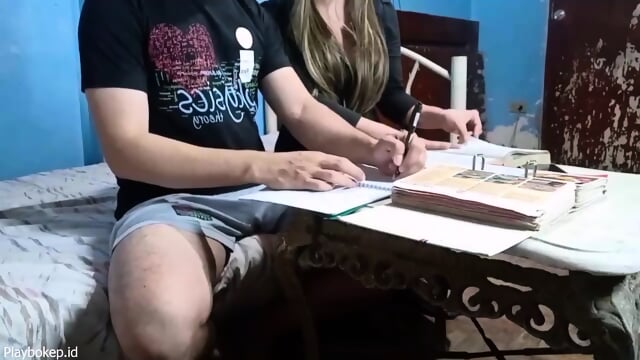 Bimbingan Skripsi Berujung Ngentot Dengan Dosen full di https://linktr.ee/bookingpsk