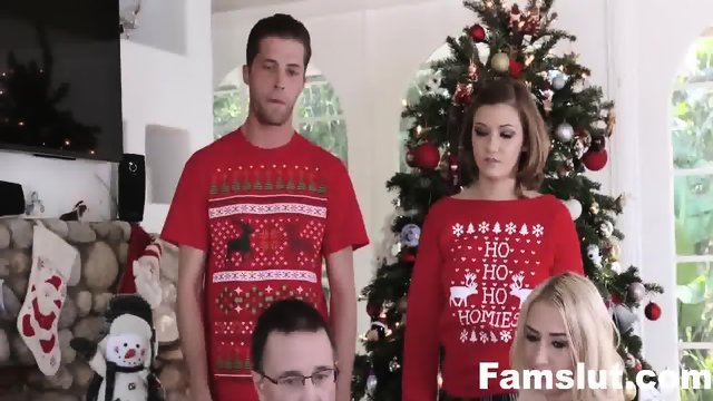 Step-Sis fucked me during family chritmas pictures |
