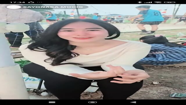 Jualan sambil ngentot