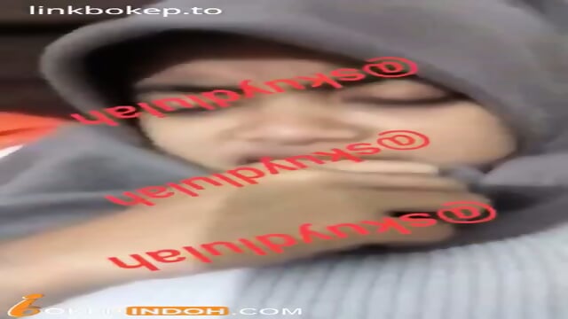 Ewe Hijab Ukhty Keenakan Sampe Merem Melek