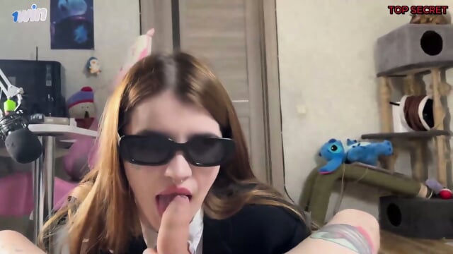 The Alien’s Dick Will Get The Secret Agent Wet And Wild – A Super Horny Gonzo Porn Scene!