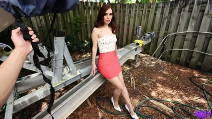 kiki vidis blackmailing stepmother_1.