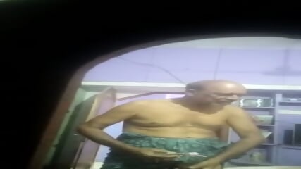 Thanki Sasur Trying To Fuck Bahu(Son's Wife)ðð±