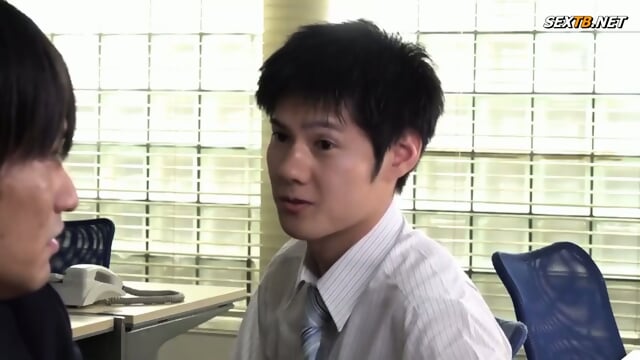 Slender Busty OL Girlfriend Caught And Forced By Colleagues