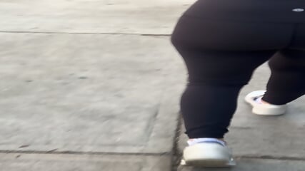 Sabrosa chica transaparebta tanga