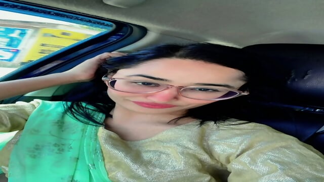 Indian Tharki Insta Influencer Kajal Pandey Paid App Sexy Teasing, Touching Her Big Ass, Big Boobs, Pissy, Showing Her Tongue 100+ Pics & Videos Collection