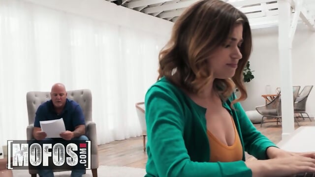 MOFOS – Gorgeous Office Worker Nicole Rae Hooks Up With Her Coworker Johnny Love After A Long Meeting