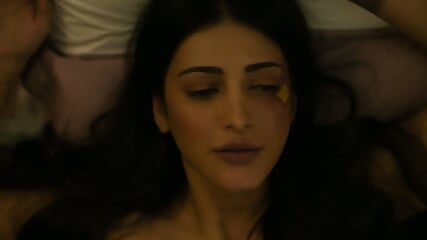 Shruthi hasan hot romance ððð