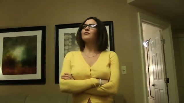 Big Booty And Curvy German MILF (9