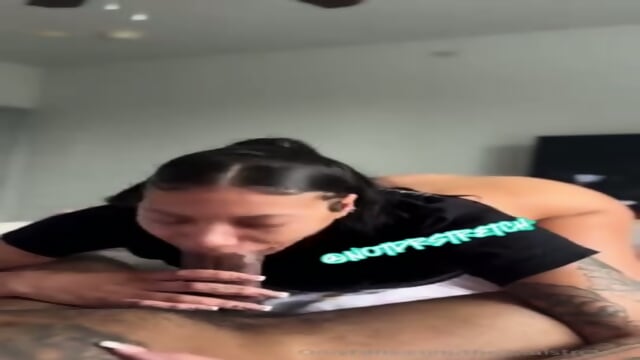 Teen: Here Is Her Mega Folder, 133 of her videos => Https://rentry.co/u7vph7te