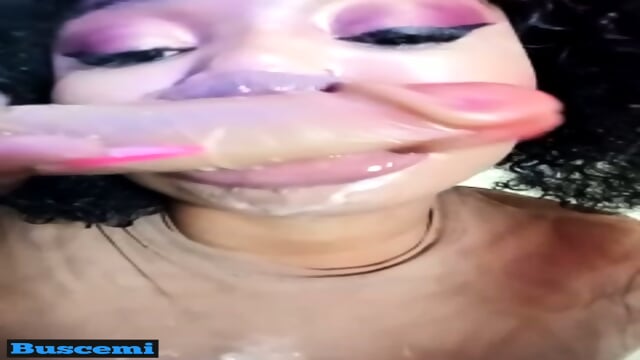 SugarTongueXX – African Sloppy Top