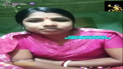 Cutest village bhabhi Showing Pussy & nude fingering live