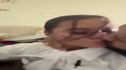 Sexy UK Female Prison Officer Leak Sextape with inmate