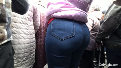 He put his dxck on her juicy phat ass 0_0;)