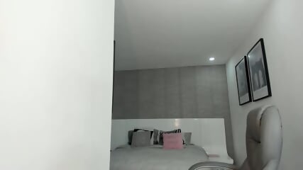valenjonex Cam recording at 2022-04-30-01-07-1