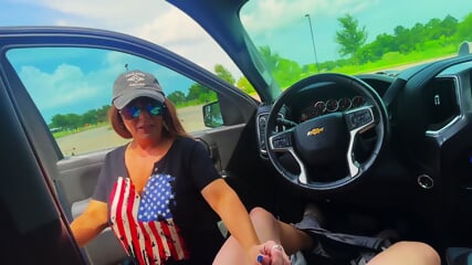 Big Boobs MILF Caught Me Masturbating And Offered To Ri