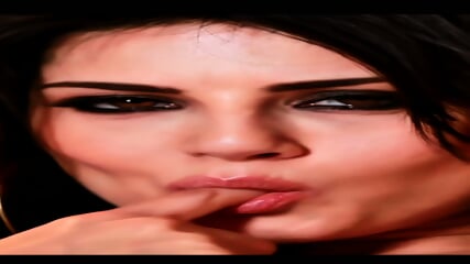 Sunny leone gives slutty expression while fingering
