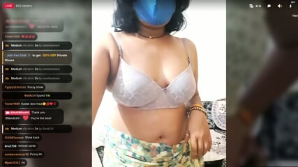 boobs show